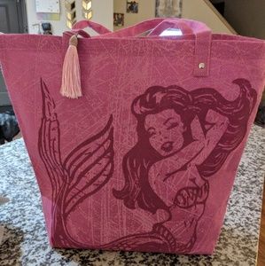 Mermaid Beach Tote with Towel